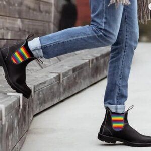 Blundstone 2105 Chelsea Boots Rainbow Black Size AU 5.5 / US W 8.5